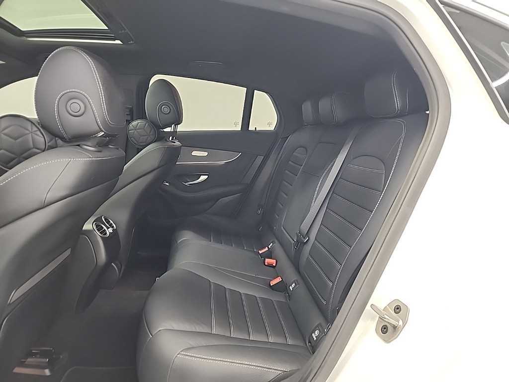 Mercedes Benz GLC Class - Vista 12