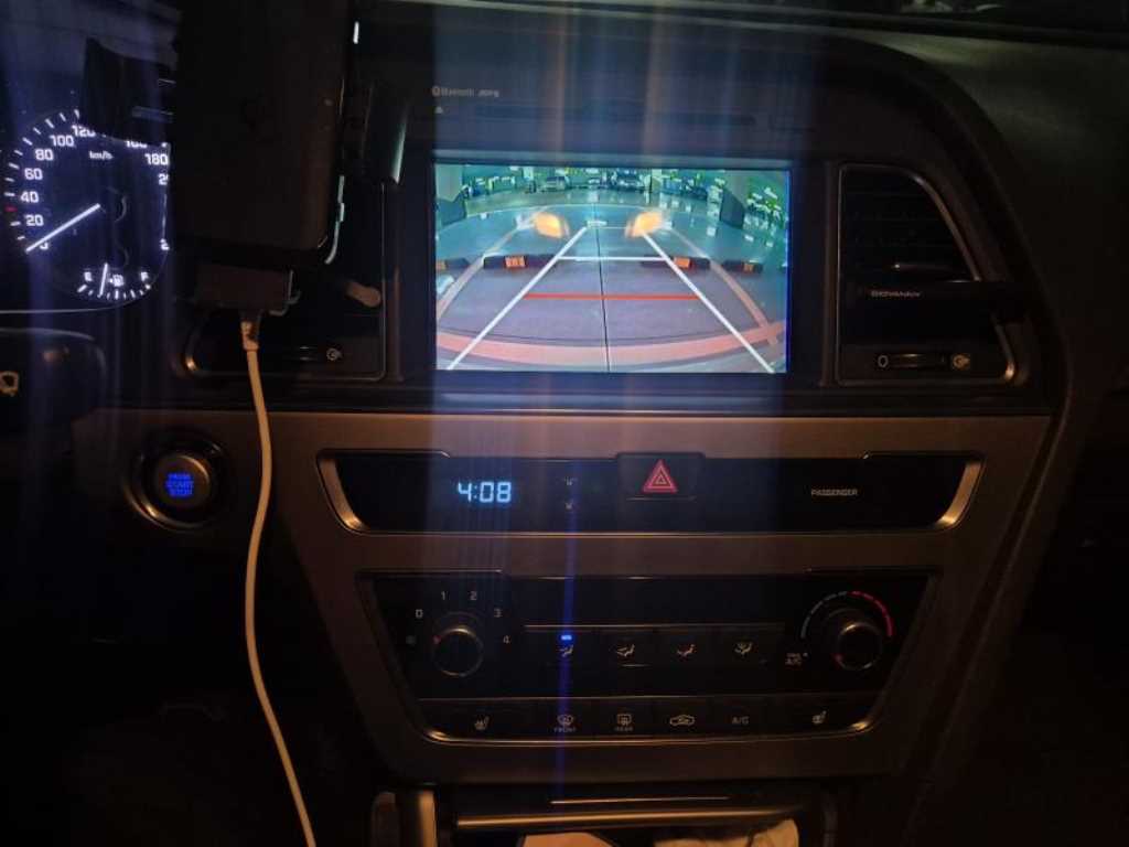 HYUNDAI Sonata - Vista 6