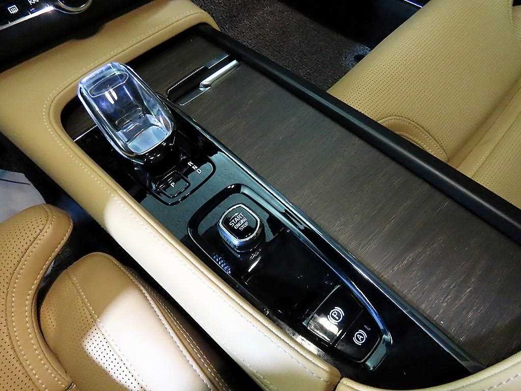 Volvo S90 - Vista 12