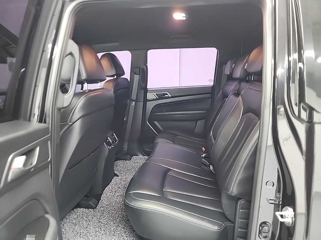 Ssangyong Rexton - Vista 12