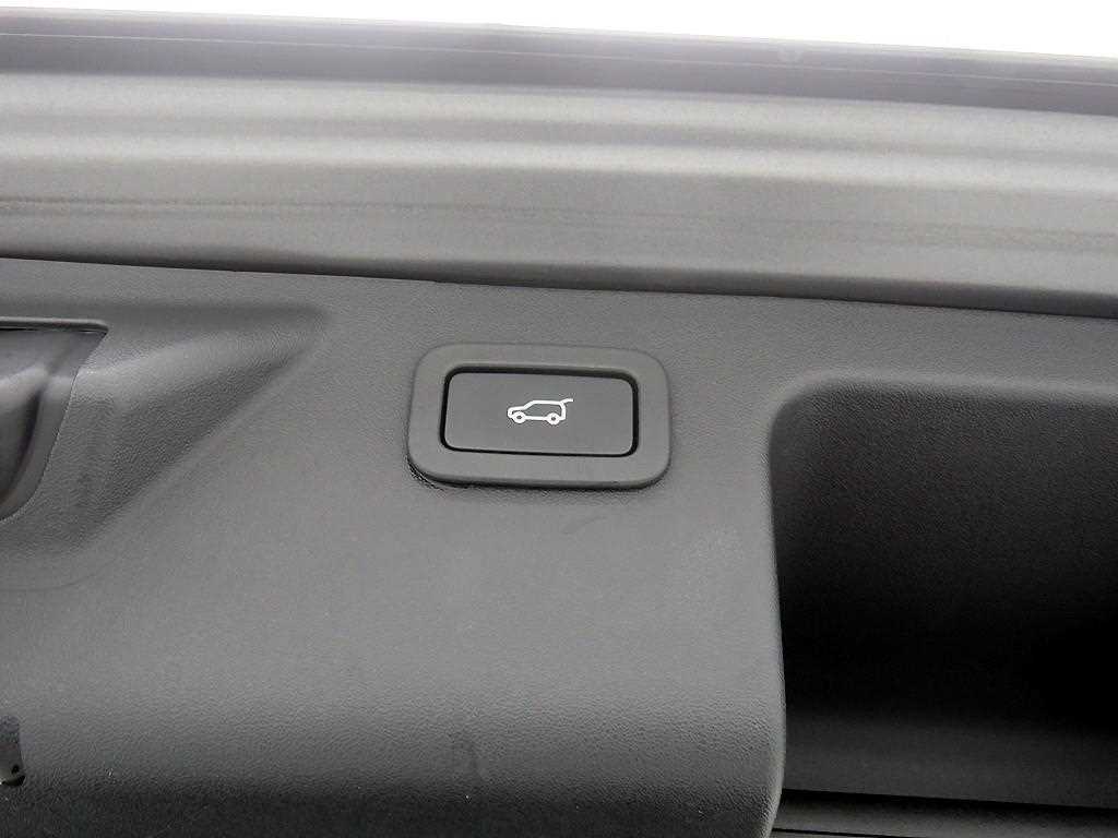 Land Rover Discovery Sports - Vista 6