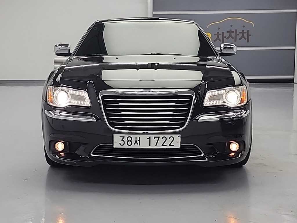 Chrysler 300C - Vista 2