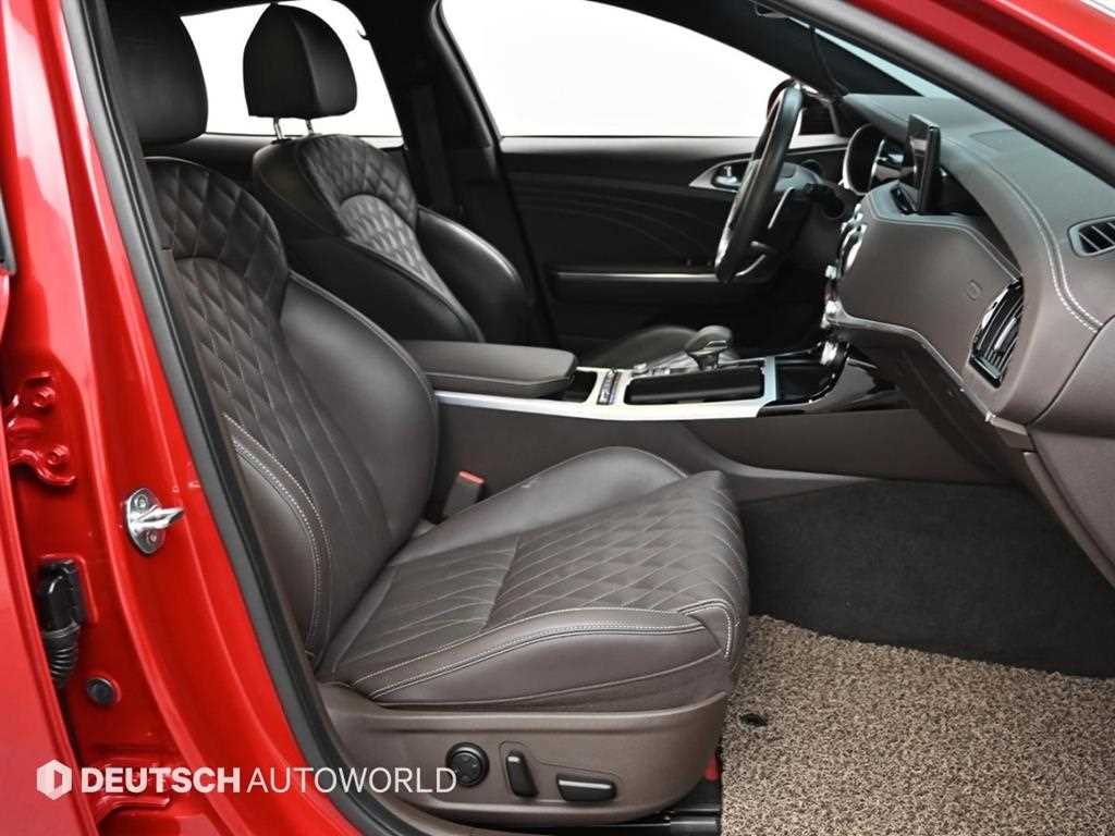 KIA Stinger - Vista 10