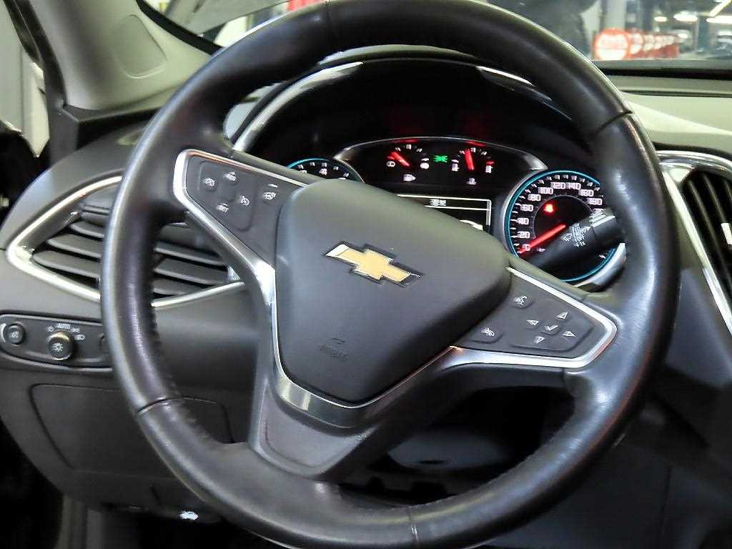 Chevrolet Malibu - Vista 8