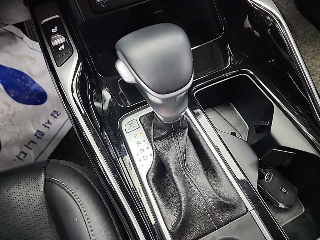 KIA Sorento - Vista 8