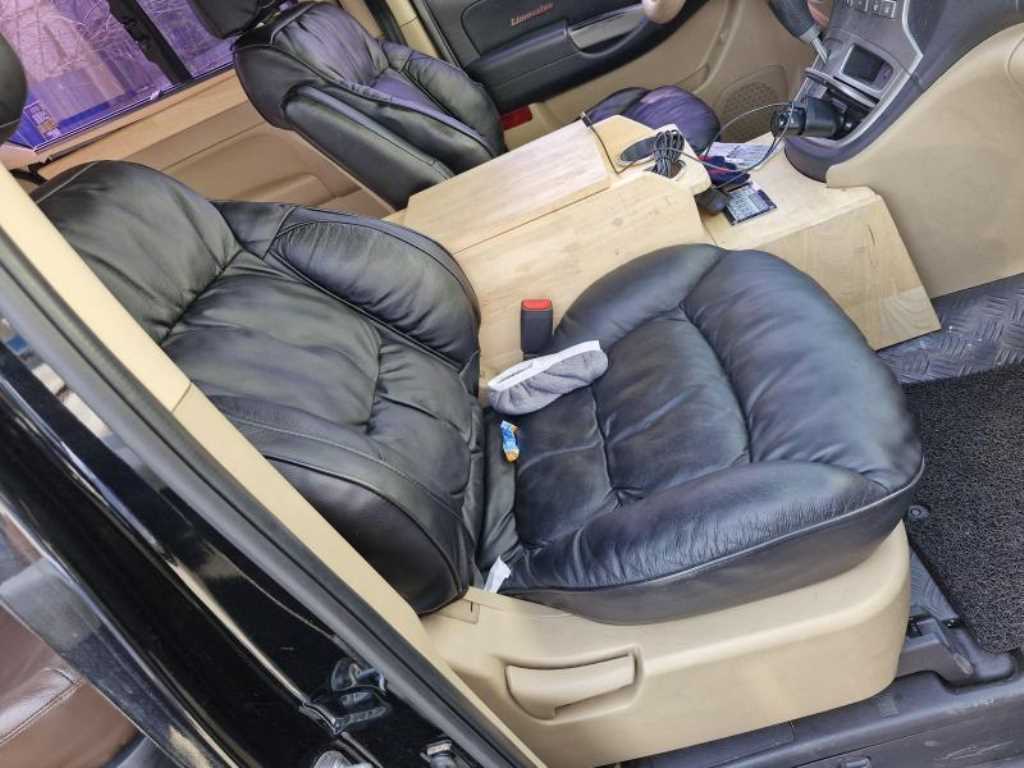 HYUNDAI Starex - Vista 11