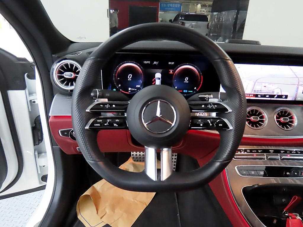 Mercedes Benz CLS Class - Vista 9