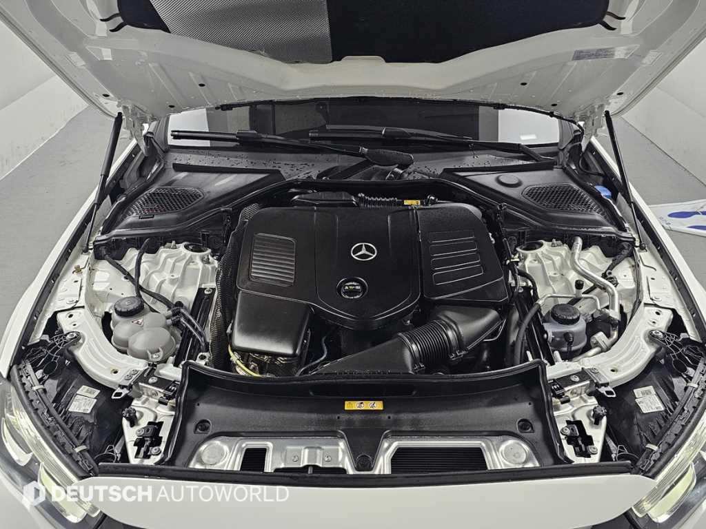 Mercedes Benz E class - Vista 6