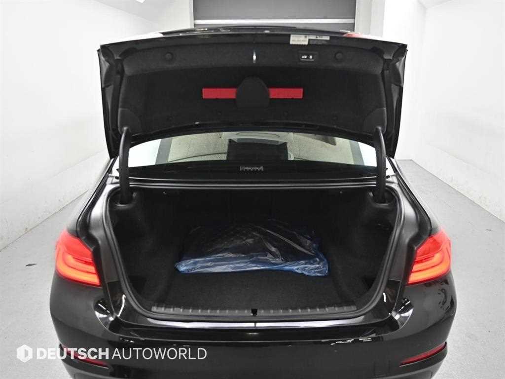 BMW 5 Series 2018 Negro - Importación desde Corea - HF Imports Iquique - Foto 19