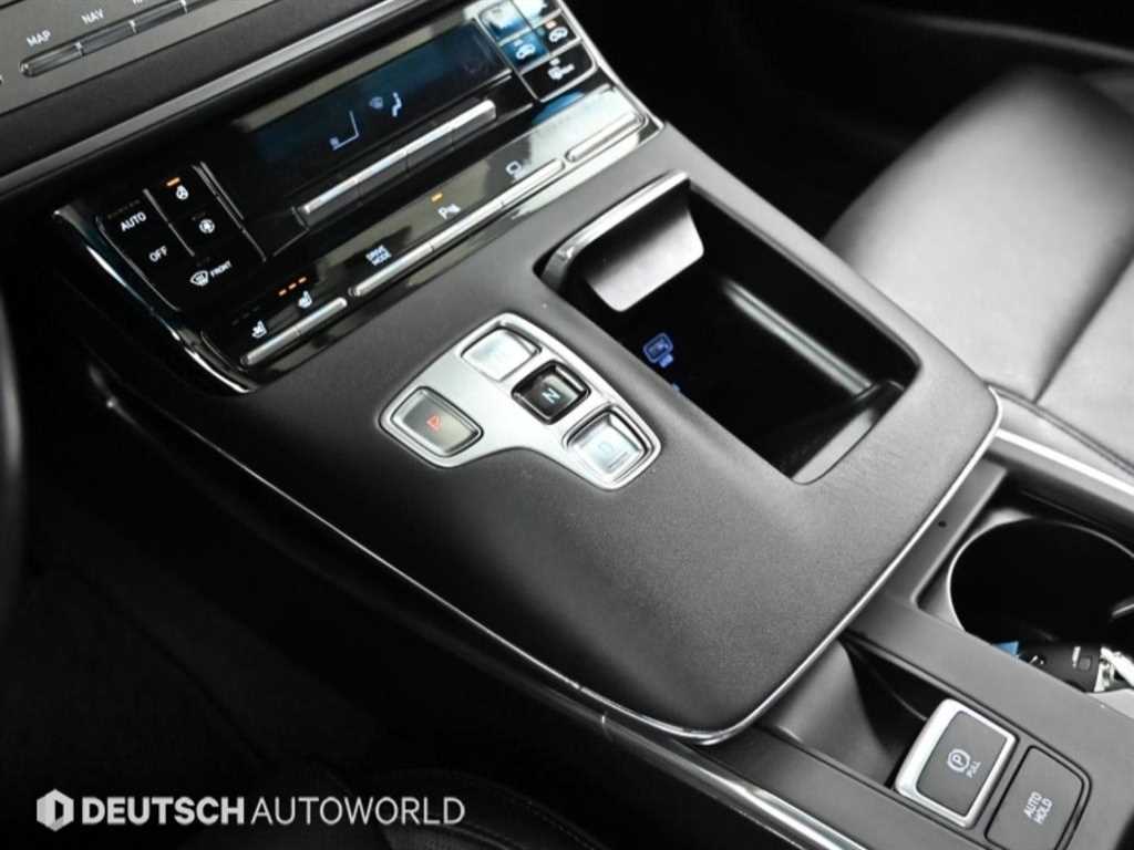 HYUNDAI Grandeur - Vista 9