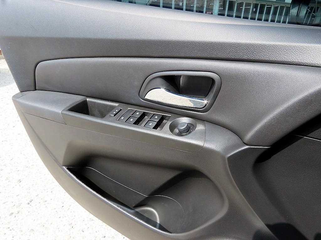 Chevrolet Cruise - Vista 11