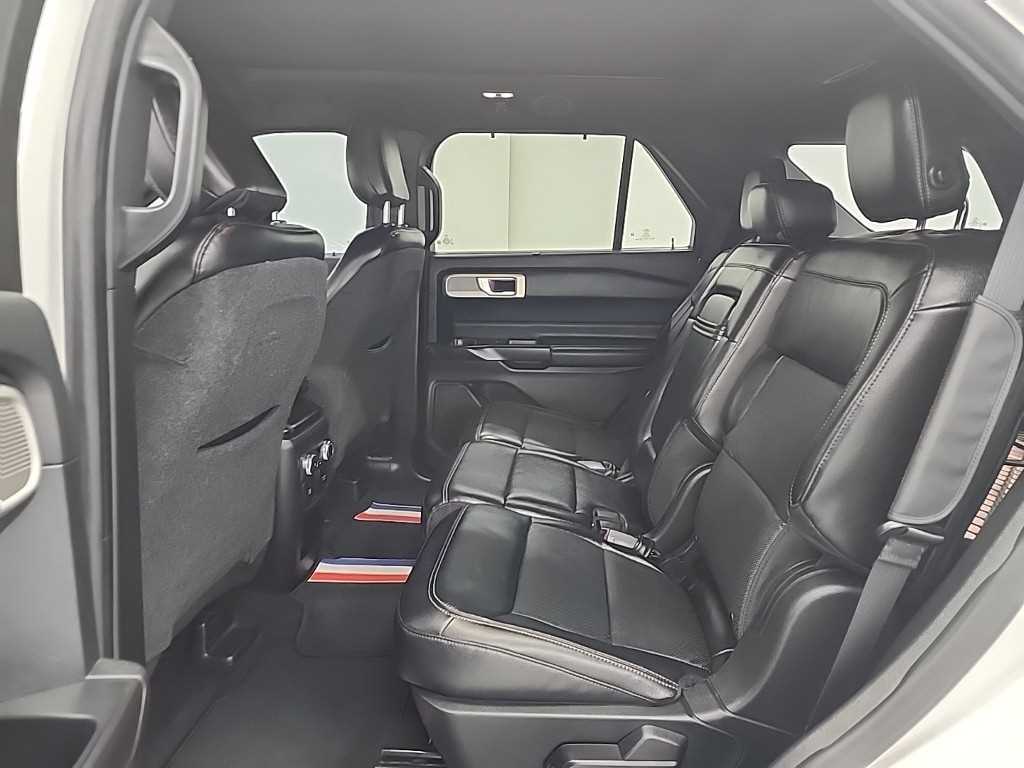 Ford Explorer - Vista 12