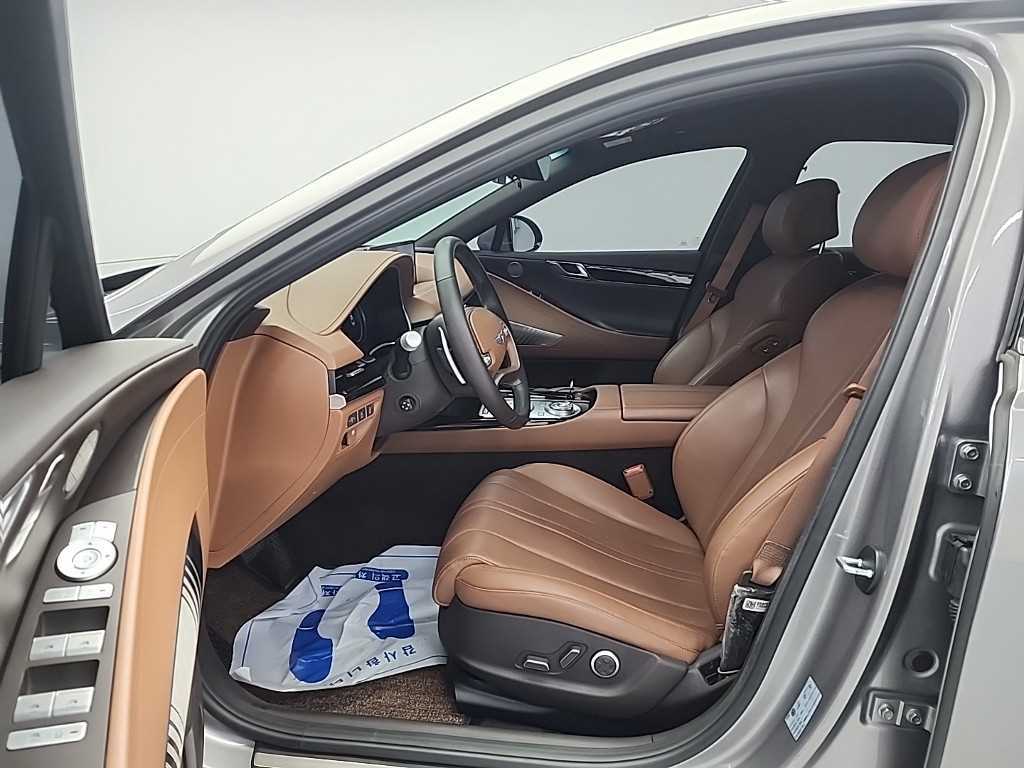 Genesis G80 - Vista 11