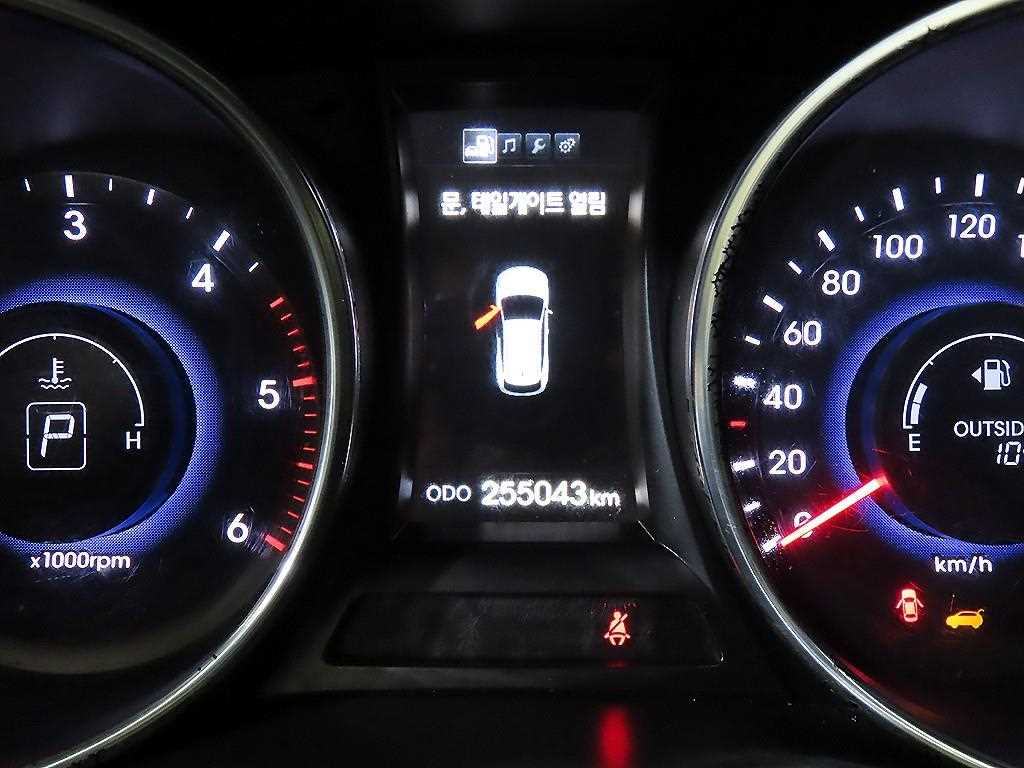 HYUNDAI Santa Fe - Vista 9