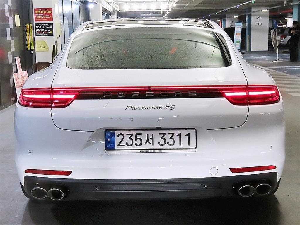 Porsche Panamera - Vista 6