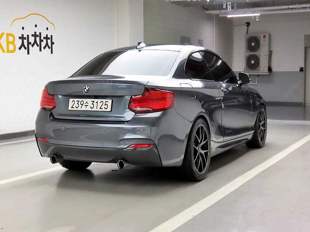 BMW 2 series - Vista 4