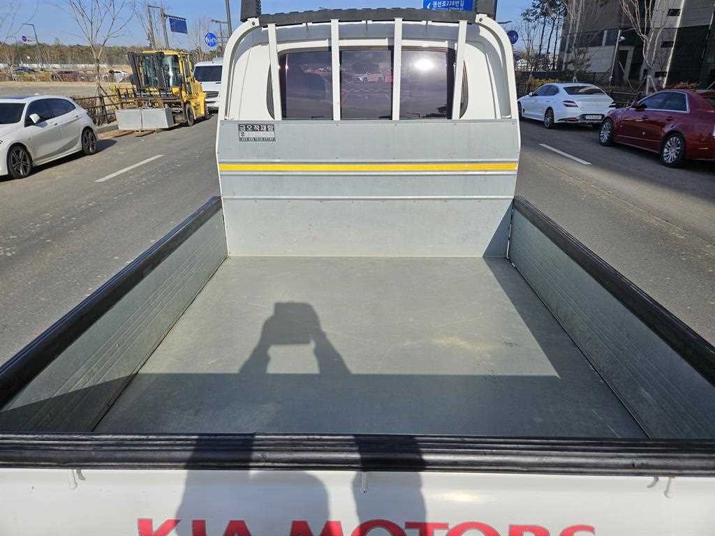 Small Truck Cargo (small) - Vista 7