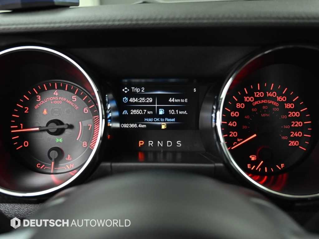 Ford Mustang - Vista 8