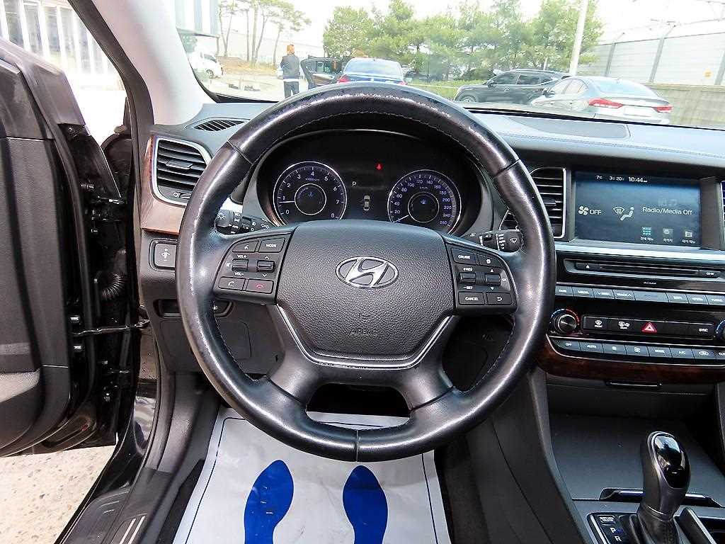 HYUNDAI Aslan - Vista 8