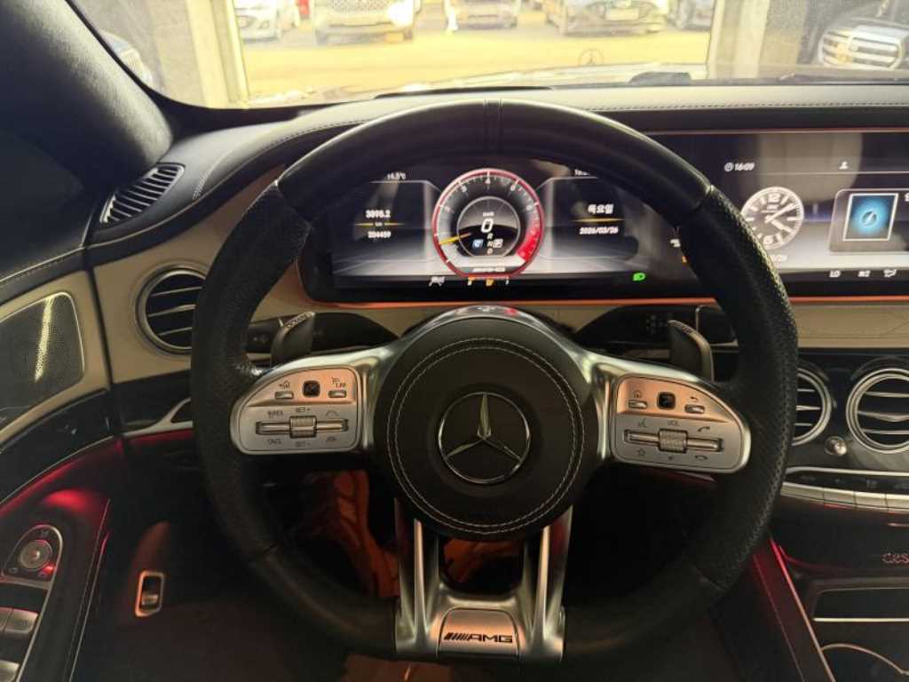 Mercedes Benz S Class - Vista 8