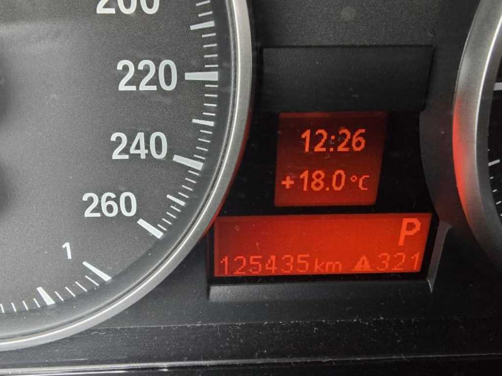 BMW 3 series 2009 Negro - Importación desde Corea - HF Imports Iquique - Foto 16