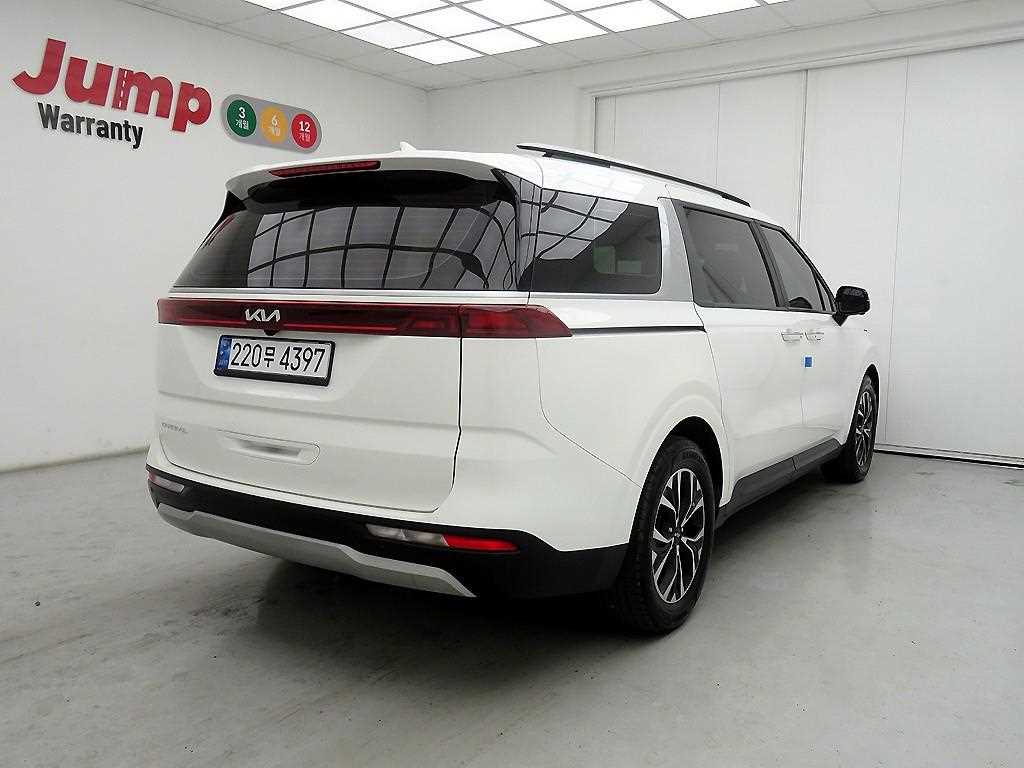 KIA Carnival - Vista 4