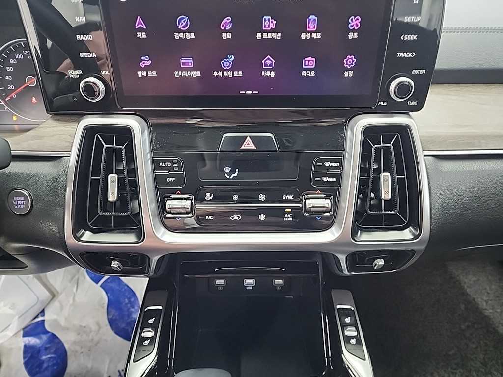 KIA Sorento - Vista 10