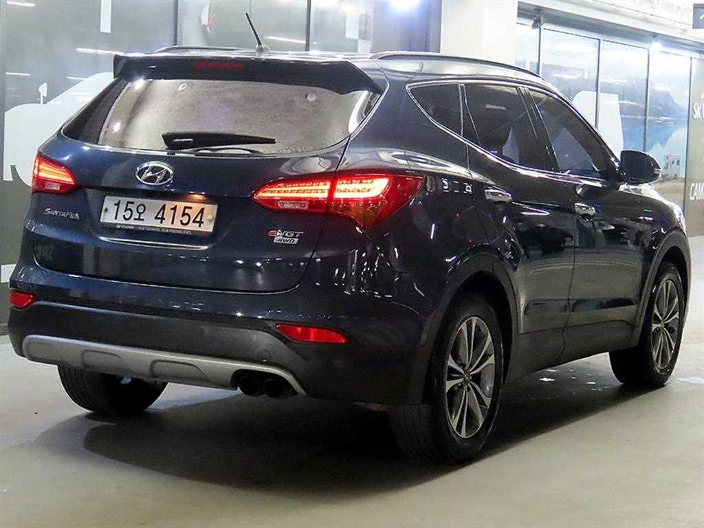 HYUNDAI Santa Fe - Vista 4