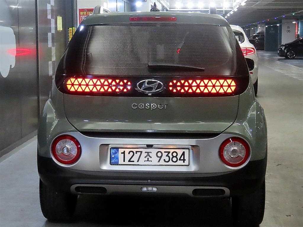 HYUNDAI Casper - Vista 5