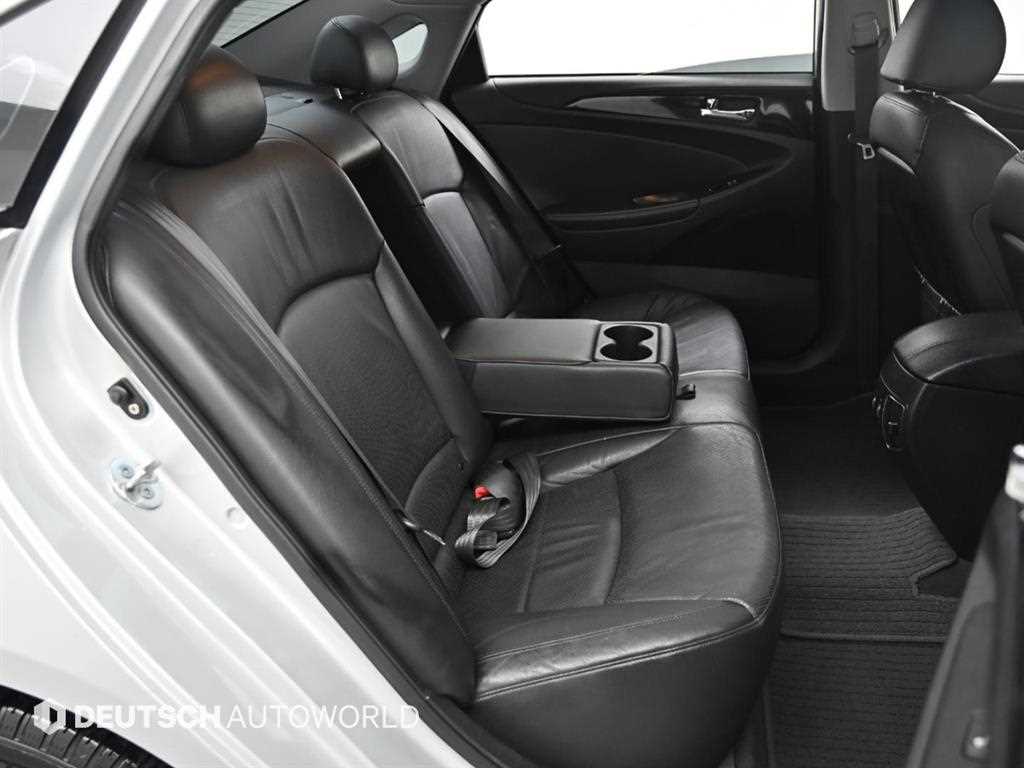 HYUNDAI Sonata - Vista 9