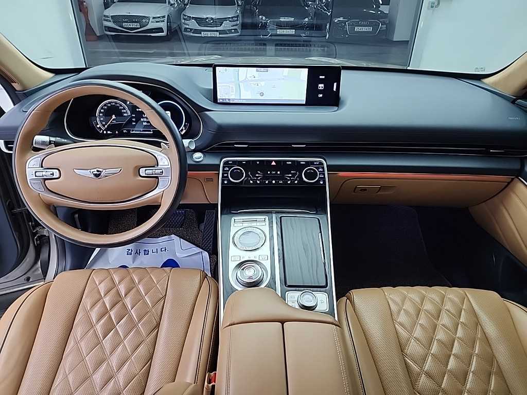 Genesis GV80 - Vista 7