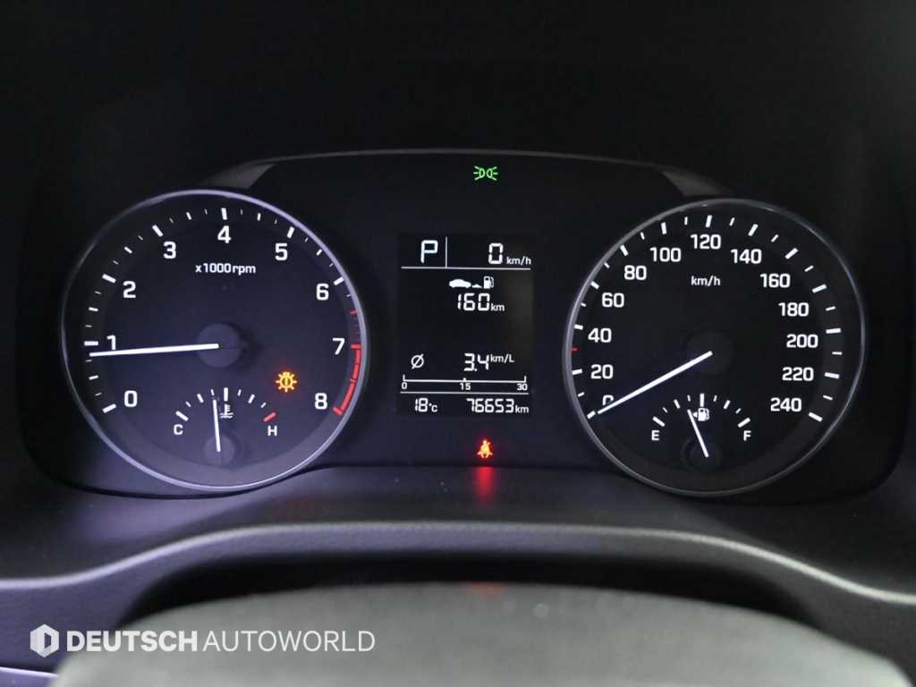 HYUNDAI Avante - Vista 8