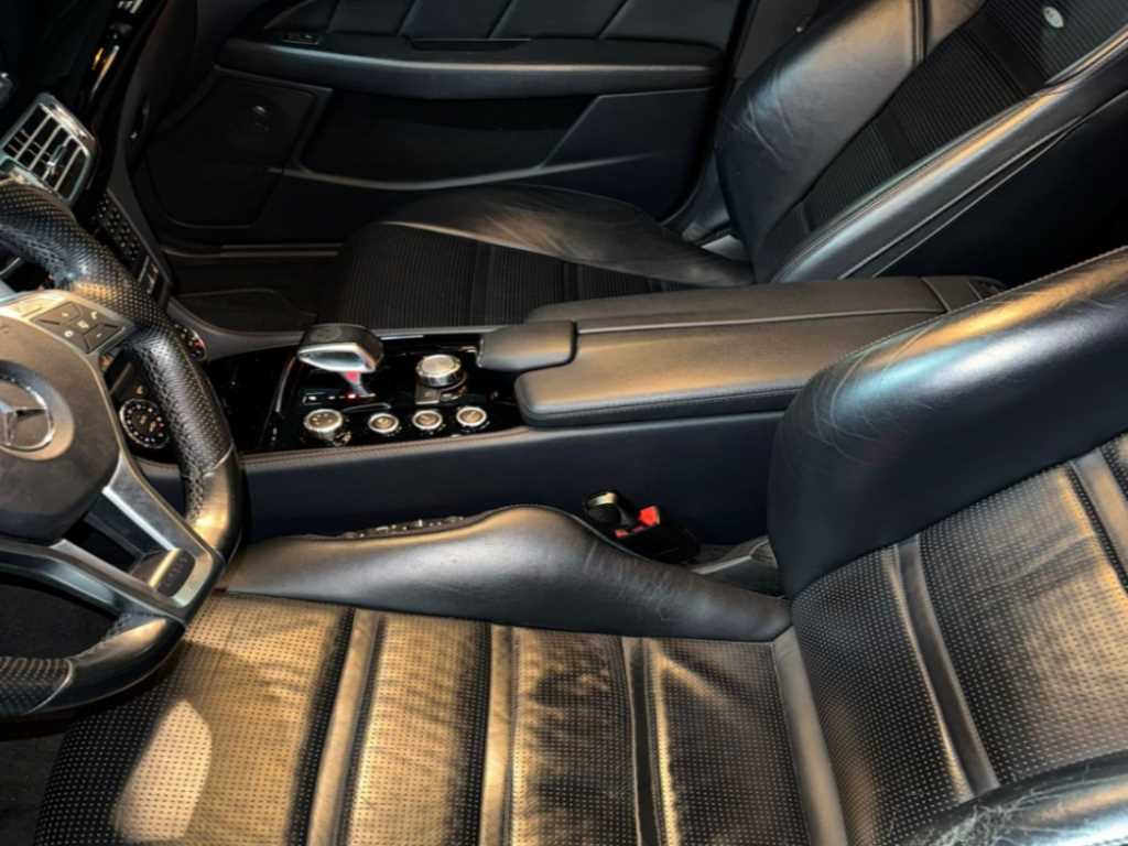 Mercedes Benz CLS Class - Vista 5