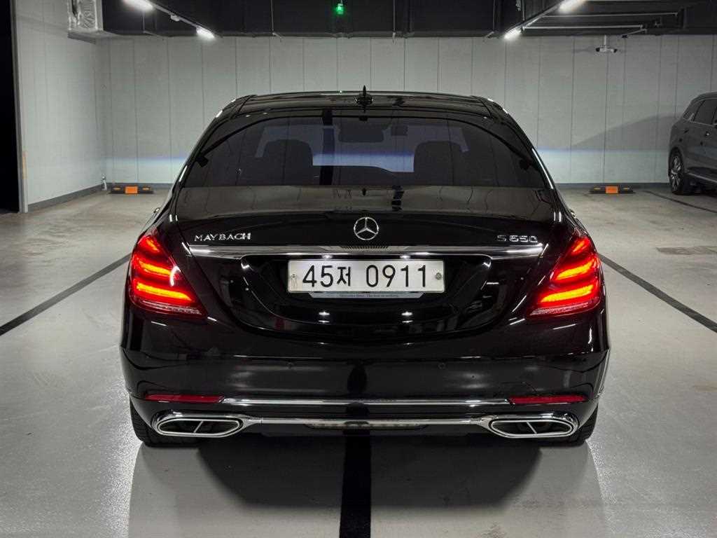 Mercedes Benz S Class - Vista 4