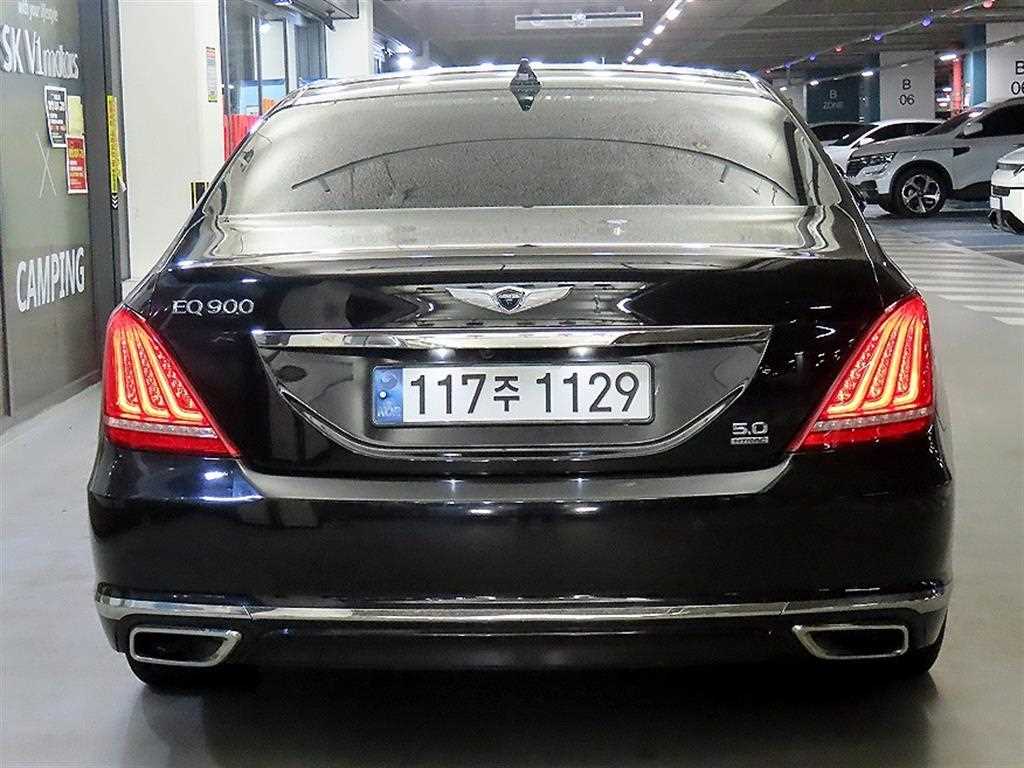 Genesis EQ900 - Vista 5