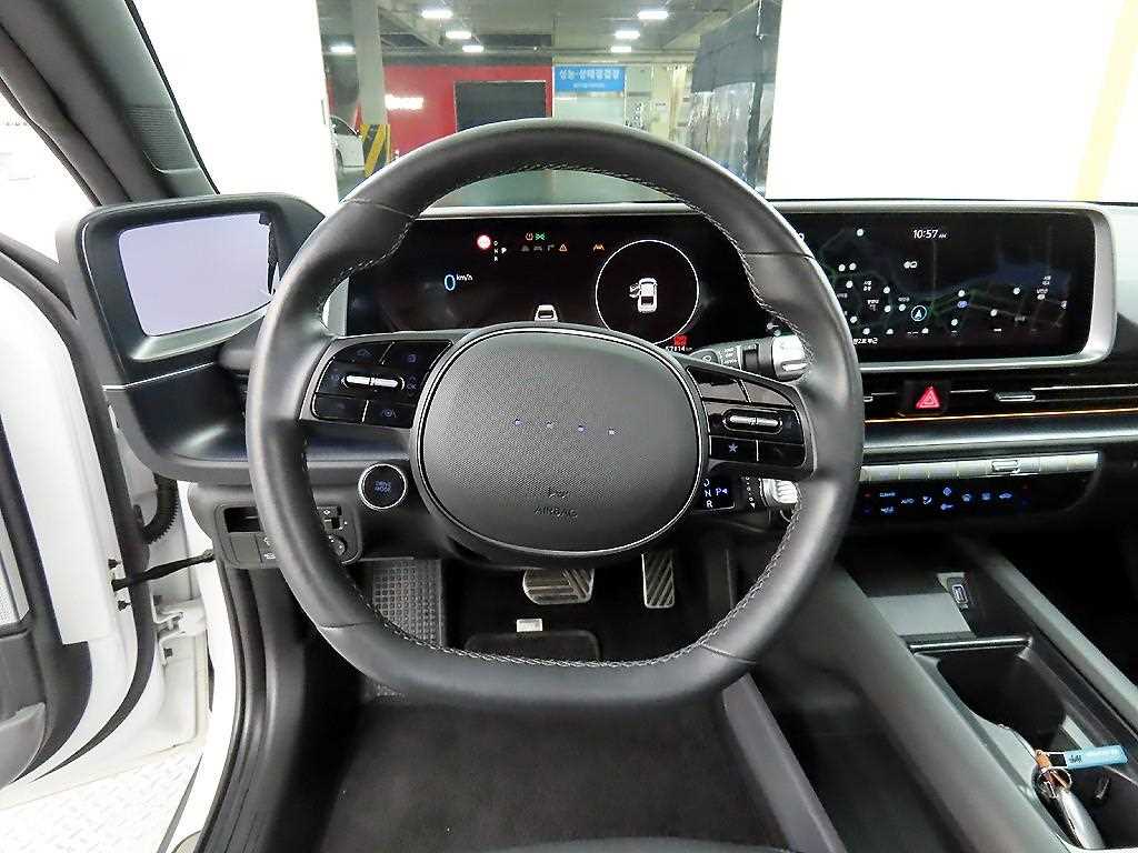 HYUNDAI Ioniq 6 - Vista 9