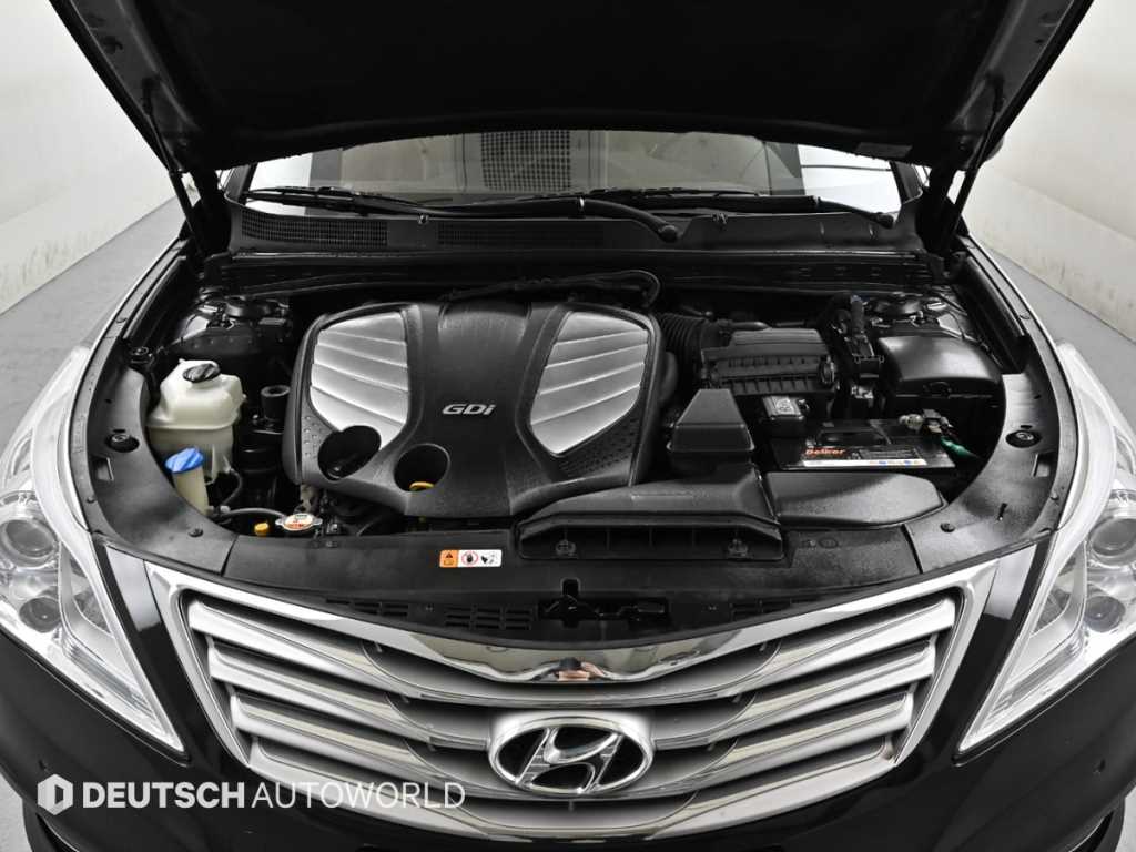 HYUNDAI Grandeur - Vista 6