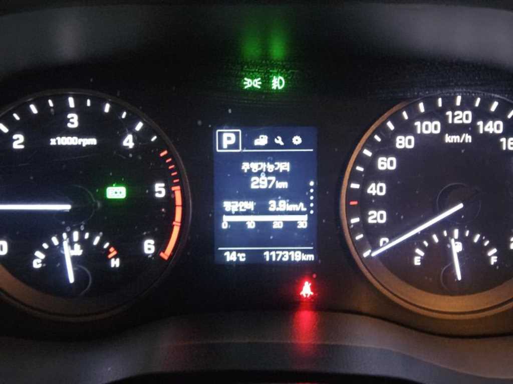 HYUNDAI Tucson - Vista 5