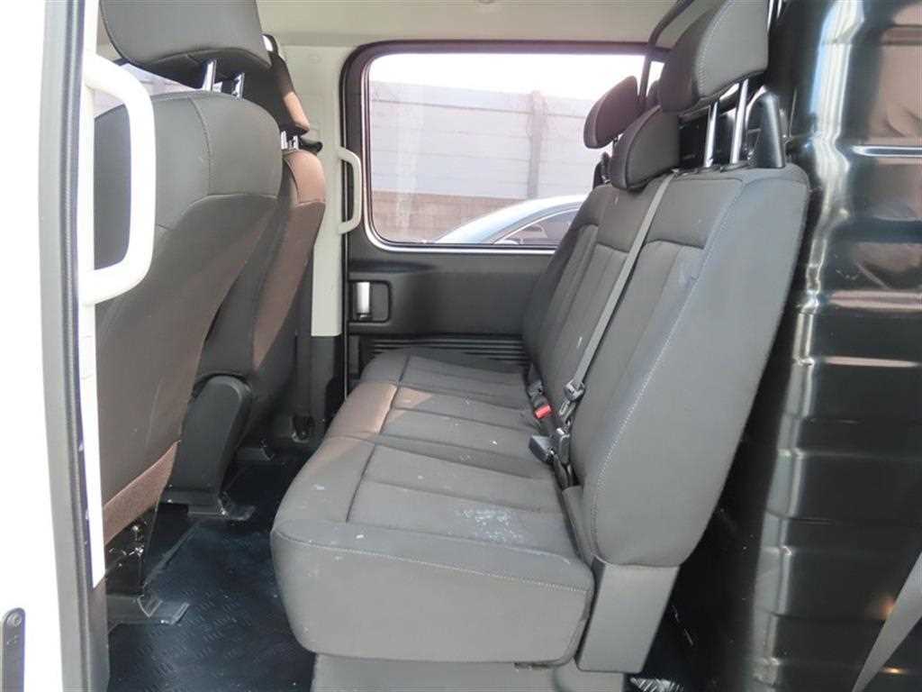 HYUNDAI Staria - Vista 8