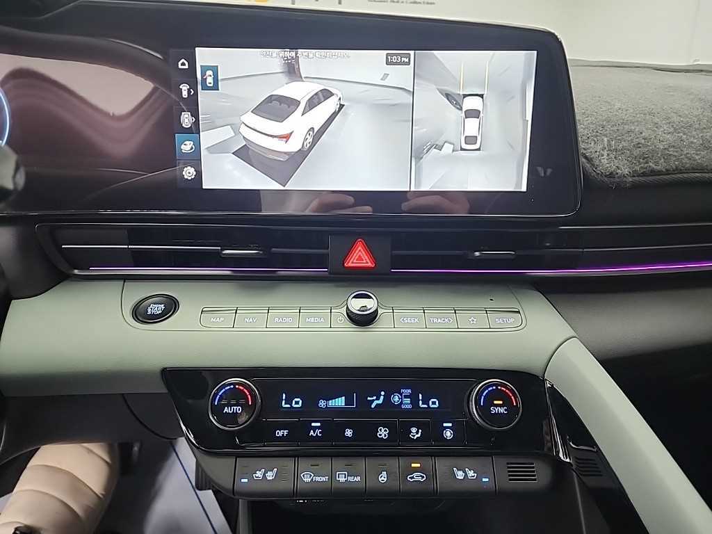 HYUNDAI Avante - Vista 10