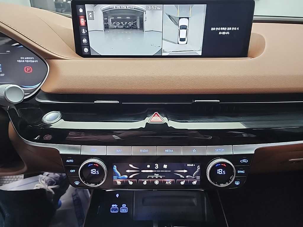 Genesis G80 - Vista 10