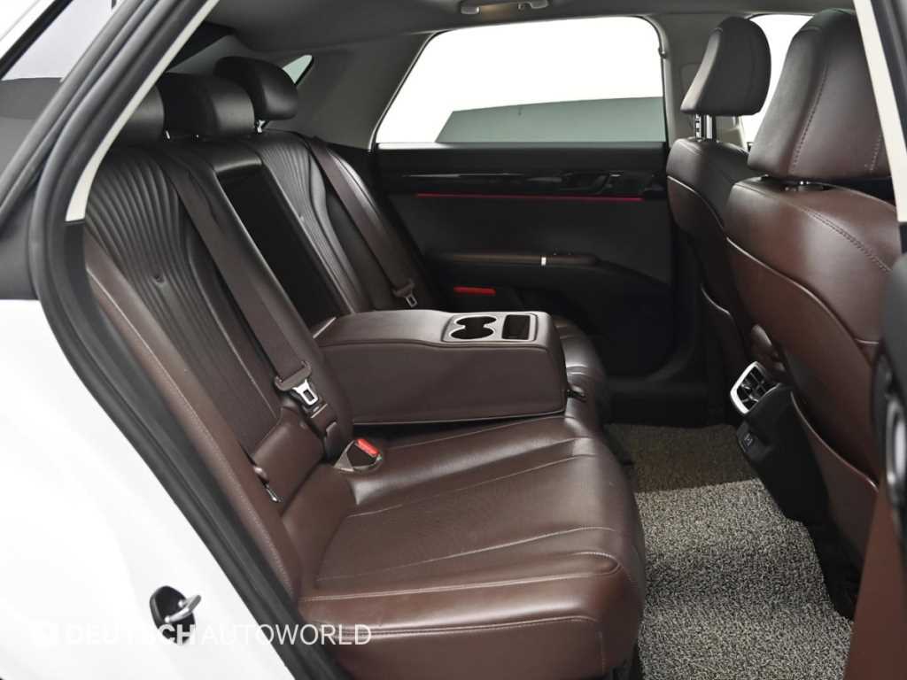 HYUNDAI Grandeur - Vista 12