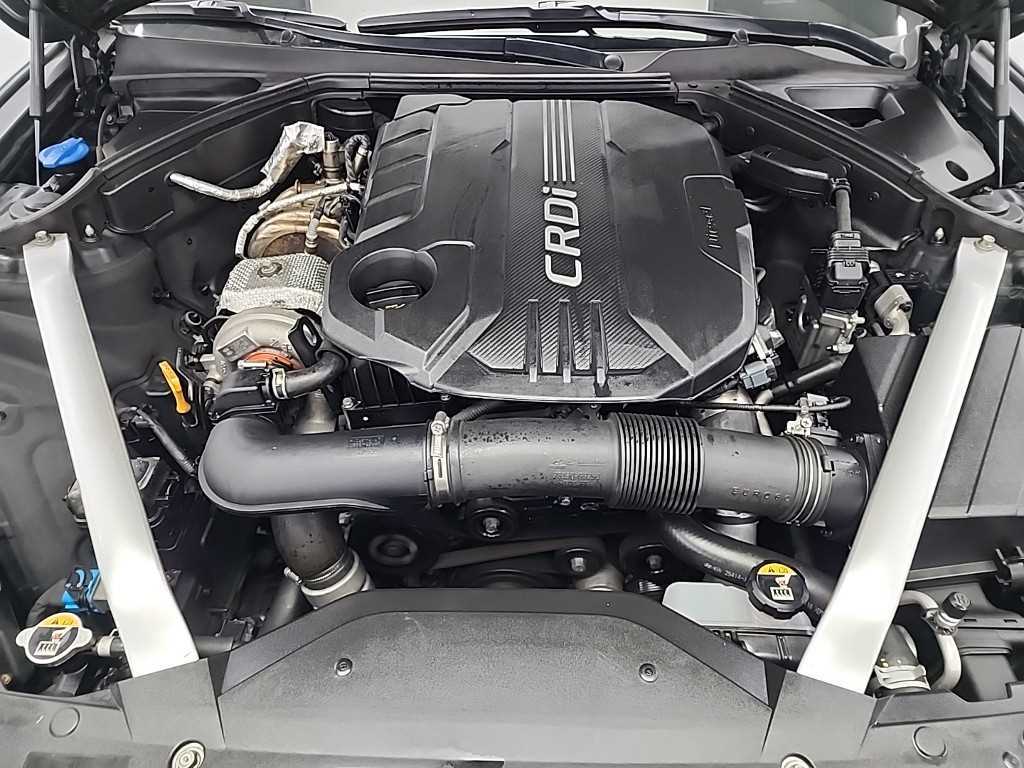 Genesis G70 - Vista 5