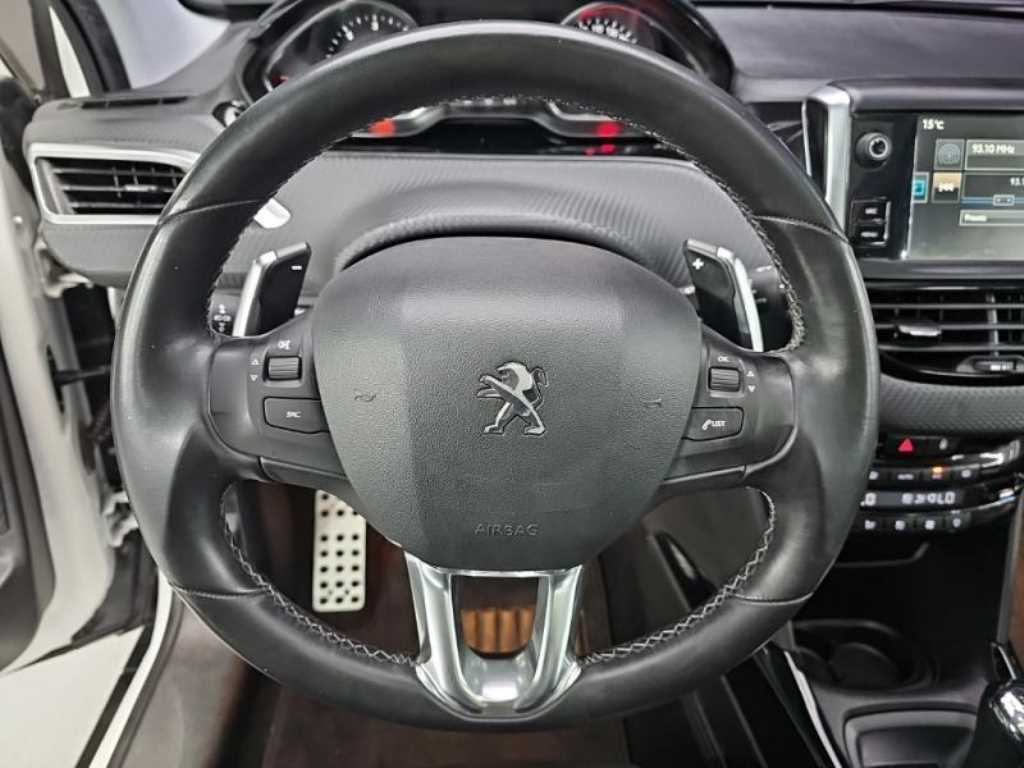 Peugeot 2008 - Vista 6