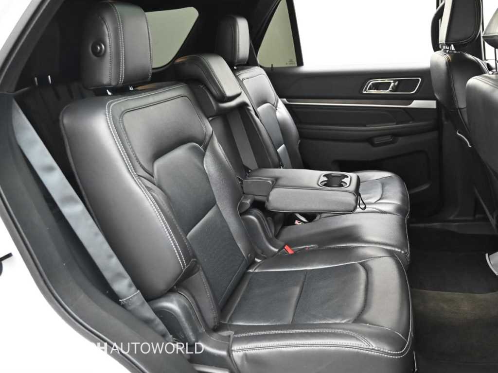 Ford Explorer - Vista 12