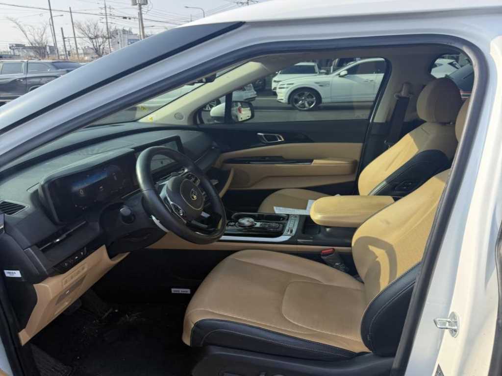 KIA Carnival - Vista 5