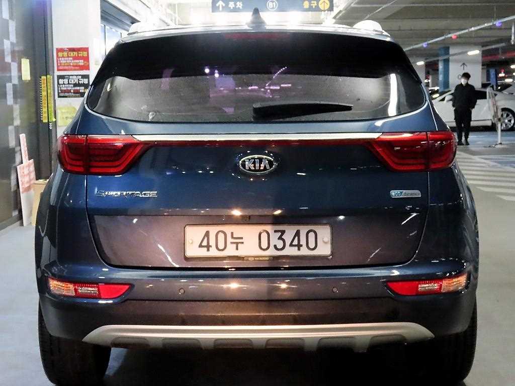 KIA Sportage - Vista 5