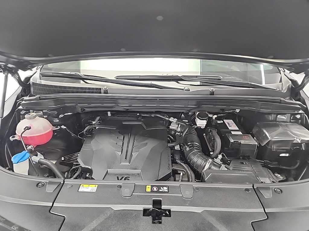 KIA Carnival - Vista 5