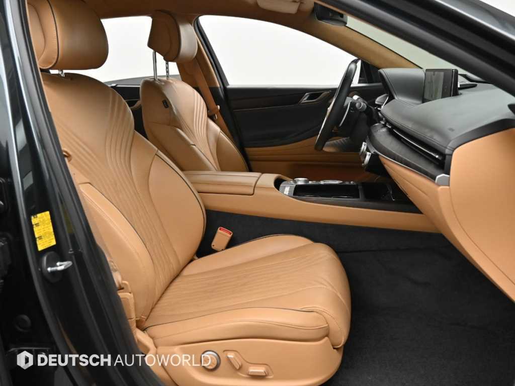 Genesis G80 - Vista 10