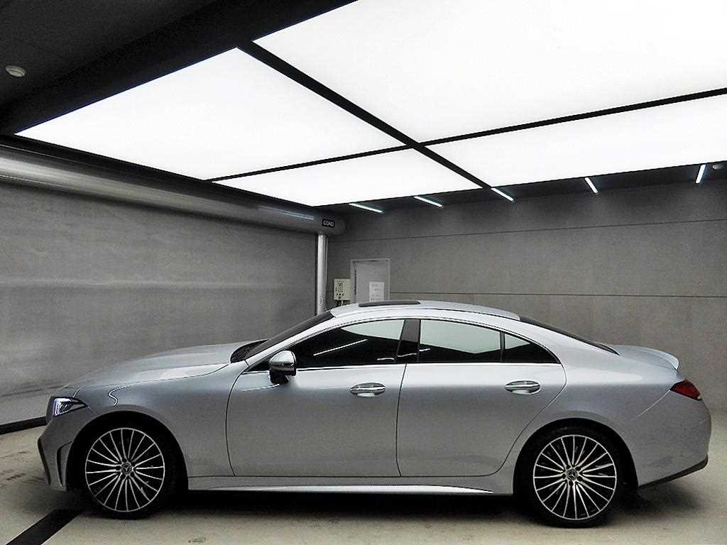 Mercedes Benz CLS Class - Vista 4